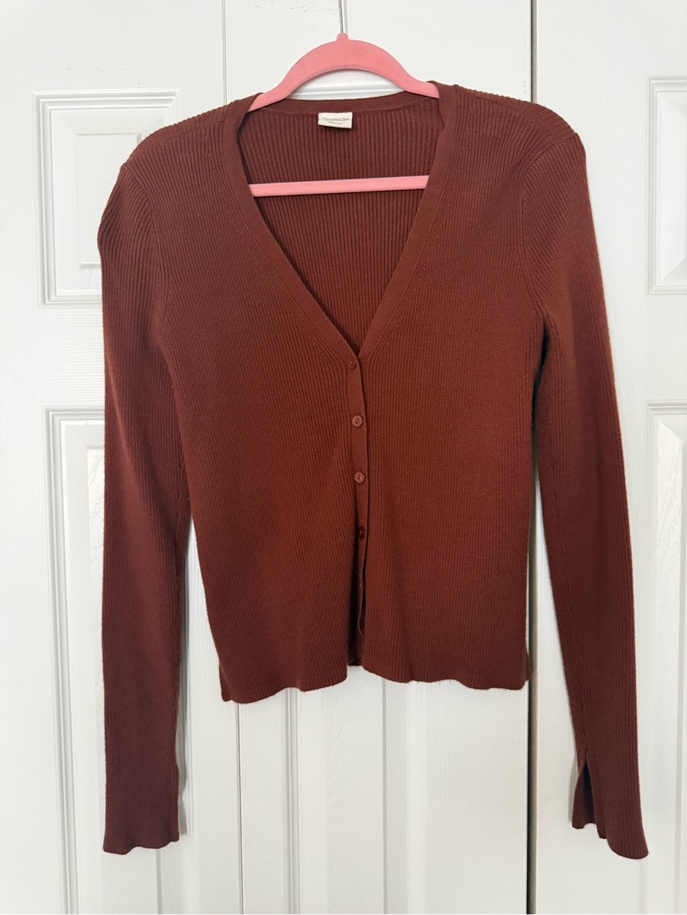 Abercrombie & Fitch Women’s Rust Brown V‑Neck Button Cardigan Sweater